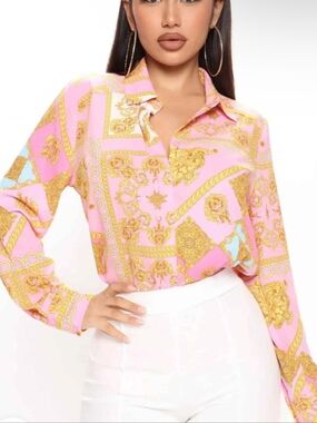 Women's Pink & Gold Ornate Print Button-Down Shirt